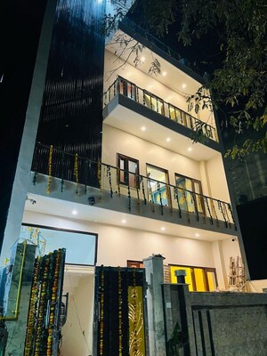 6+ BHK Independent House – Exterior View View at Phi Ii Greater Noida - for Sale