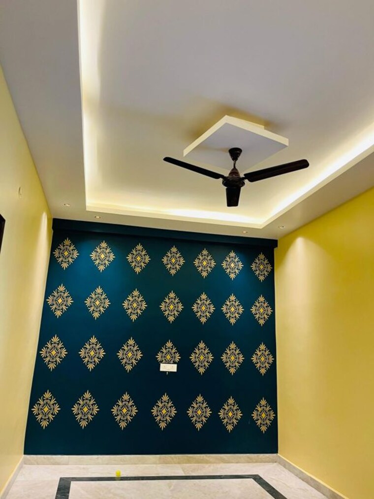 Room, phi ii greater noida 6+ Bedroom 120 Sq.Mt. Independent House In Phi Ii Greater Noida Greater Noida 10386195
