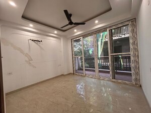 Room in 3 BHK Apartment at Chattarpur – for Sale