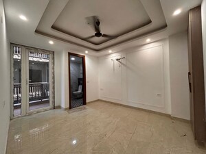 Room in 3 BHK Apartment at Chattarpur – for Sale