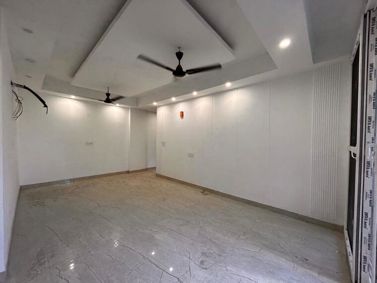 Room, chattarpur 3 Bedroom 1300 Sq.Ft. Apartment In Chattarpur Delhi 10386223