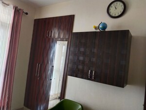 Furnished Amenities in 3 BHK Apartment at KLJ Greens, Sector 77 – for Rent