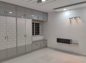 Room in 4 BHK Apartment at SMR Vinay Iconia Phase II, Kondapur – for Rent