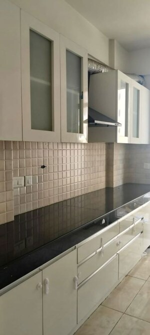 Kitchen in 3 BHK Apartment at BPTP Discovery Park, Sector 80 – for Rent