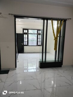 2 BHK Builder Floor For Rent in Gomti Nagar