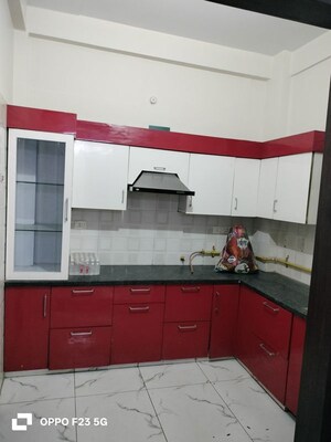 Kitchen in 2 BHK Builder Floor at Gomti Nagar – for Rent