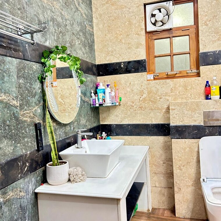 undefined, gomti nagar 5 Bedroom 1250 Sq.Ft. Independent House In Gomti Nagar Lucknow 10386264