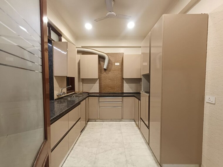Kitchen, greater kailash ii 4 Bedroom 300 Sq.Yd. Builder Floor In Greater Kailash ii Delhi 10386267