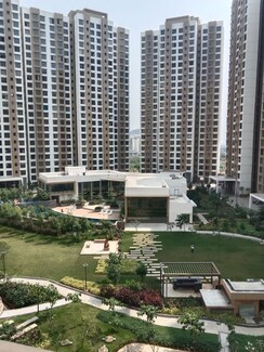 2 BHK Apartment For Rent in Sunteck Maxxworld 2