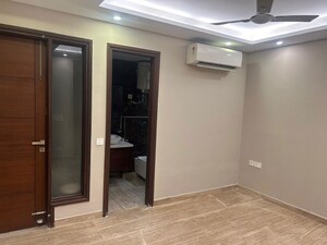 Building Lobby in 3 BHK Builder Floor at Nehru Enclave – for Rent