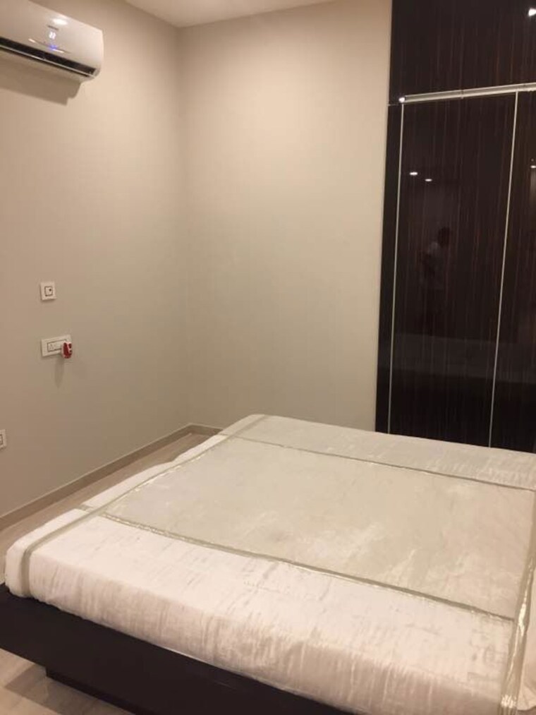Bathroom, trishla-city 3 Bedroom 1940 Sq.Ft. Apartment In Patiala Road Zirakpur 10386318