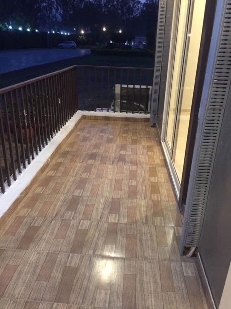 Balcony, trishla-city 3 Bedroom 1940 Sq.Ft. Apartment In Patiala Road Zirakpur 10386318