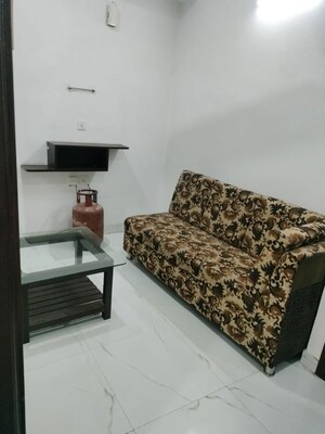 Furnished Amenities in 3 BHK Builder Floor at Kohli One Malibu Town, Sector 47 – for Rent