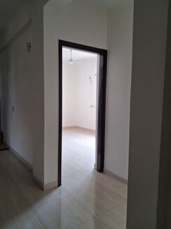 2 BHK + Pooja Room Builder Floor For Rent in Sector 46