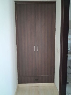 Bathroom in 2 BHK Builder Floor at Sector 46 – for Rent