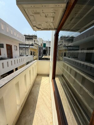 Balcony in 1 BHK Builder Floor at Sector 46 – for Rent