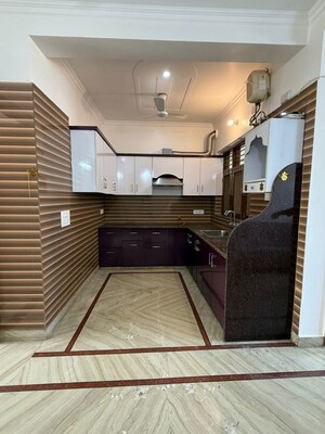 Kitchen in 1 BHK Builder Floor at Sector 46 – for Rent