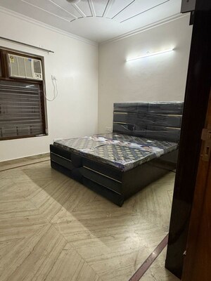 Bedroom in 1 BHK Builder Floor at Sector 46 – for Rent