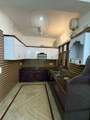 Kitchen in 1 BHK Builder Floor at Sector 46 – for Rent