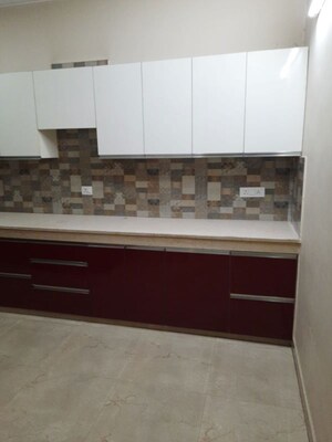 Kitchen in 3 BHK Builder Floor at Sector 46 – for Rent