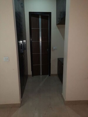 Building Lobby in 3 BHK Builder Floor at Sector 46 – for Rent