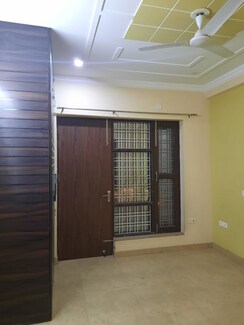 3 BHK + Pooja Room Builder Floor For Rent in Sector 46