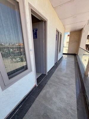 Building Lobby in 1 RK Builder Floor at Preet Colony – for Rent