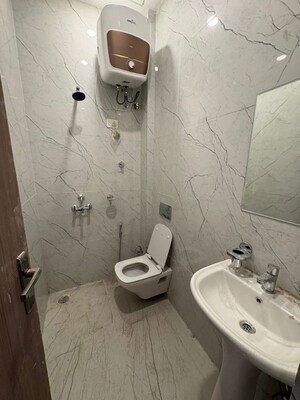 Bathroom in 1 RK Builder Floor at Preet Colony – for Rent