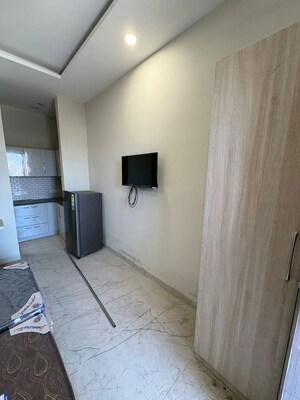 Room in 1 RK Builder Floor at Preet Colony – for Rent