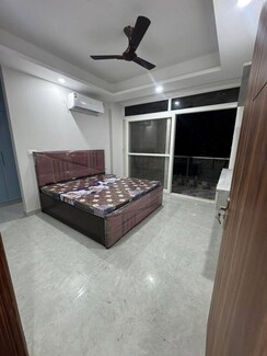 2 BHK Builder Floor For Rent in Saket