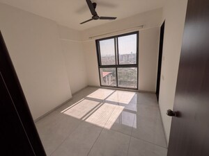 Room in 2 BHK Apartment at Mantra Meraki, Akurdi – for Rent