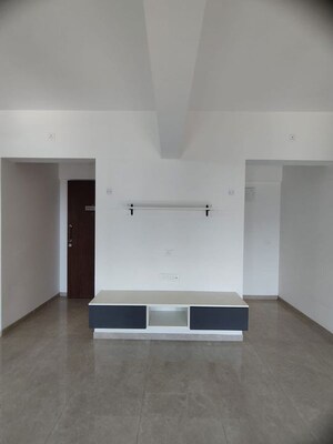 Room in 3 BHK Apartment at Vilas Javdekar Yashone Eternitee, Hinjewadi – for Rent
