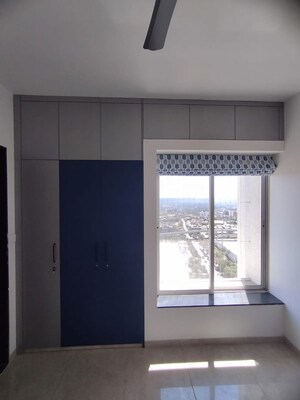 Room in 3 BHK Apartment at Vilas Javdekar Yashone Eternitee, Hinjewadi – for Rent