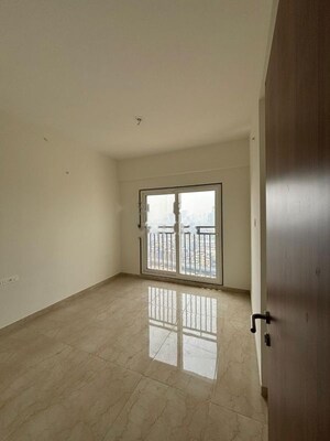 Room in 2 BHK Apartment at Vaibhavlaxmi Peak 25, Vikhroli East – for Rent