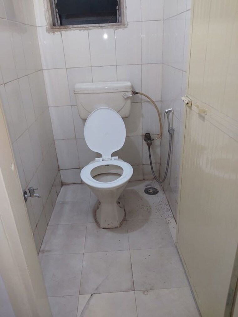 Bathroom, hari-om-bama 1 Bedroom 700 Sq.Ft. Apartment In Kharghar Navi Mumbai 10386514