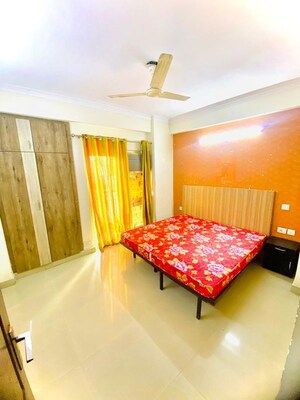 Bedroom in 3 BHK Apartment at Amrapali Silicon City, Sector 76 – for Rent