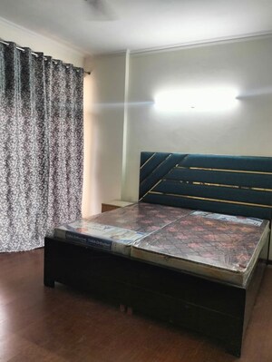 Bedroom in 3 BHK Apartment at Amrapali Silicon City, Sector 76 – for Rent