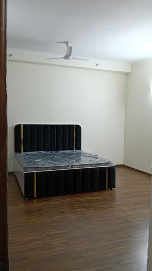 Bedroom in 3 BHK Apartment at Amrapali Silicon City, Sector 76 – for Rent