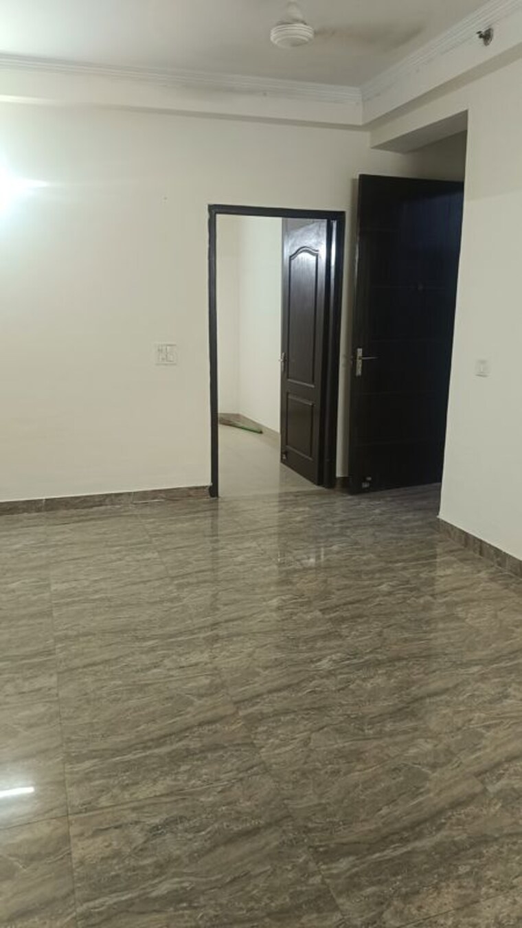 Room, amrapali-silicon-city 3 Bedroom 1835 Sq.Ft. Apartment In Sector 76 Noida 10386501