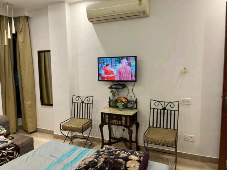 Master Bedroom, ansal-api-esencia 3 Bedroom 1810 Sq.Ft. Builder Floor In Sector 67 Gurgaon 10386427