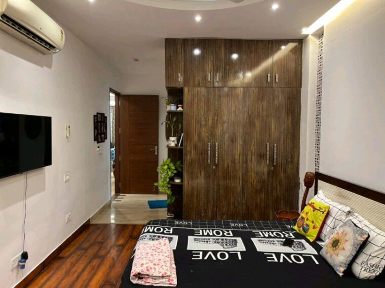 Master Bedroom, ansal-api-esencia 3 Bedroom 1810 Sq.Ft. Builder Floor In Sector 67 Gurgaon 10386427