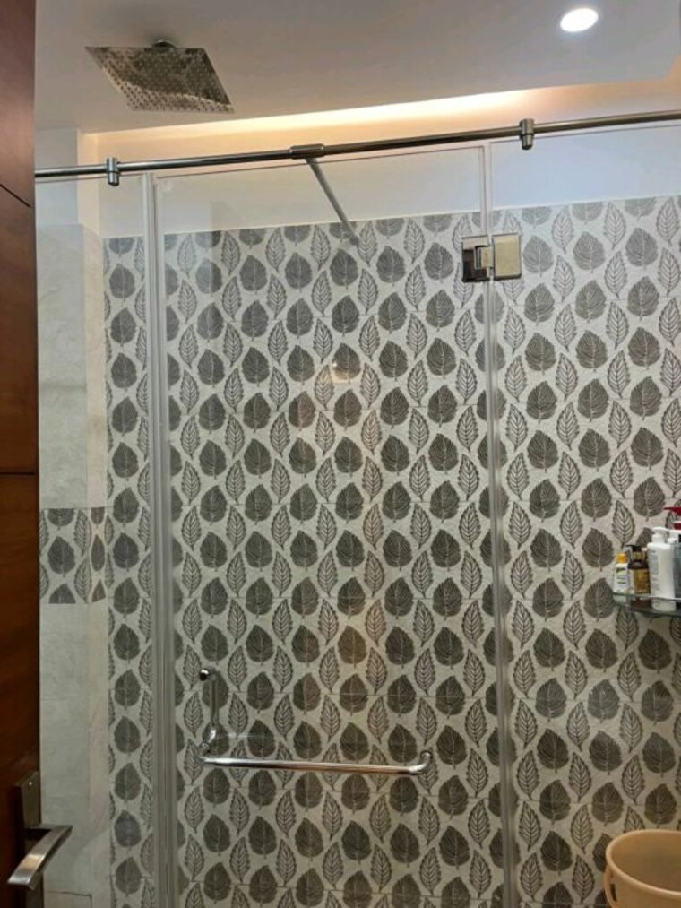 Attached Bathroom, ansal-api-esencia 3 Bedroom 1810 Sq.Ft. Builder Floor In Sector 67 Gurgaon 10386427