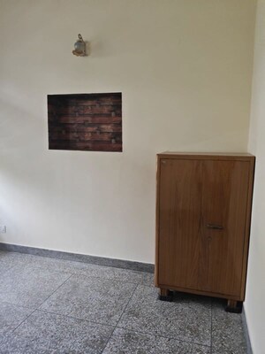 Room in 1 BHK Independent House at Sector 11 – for Rent