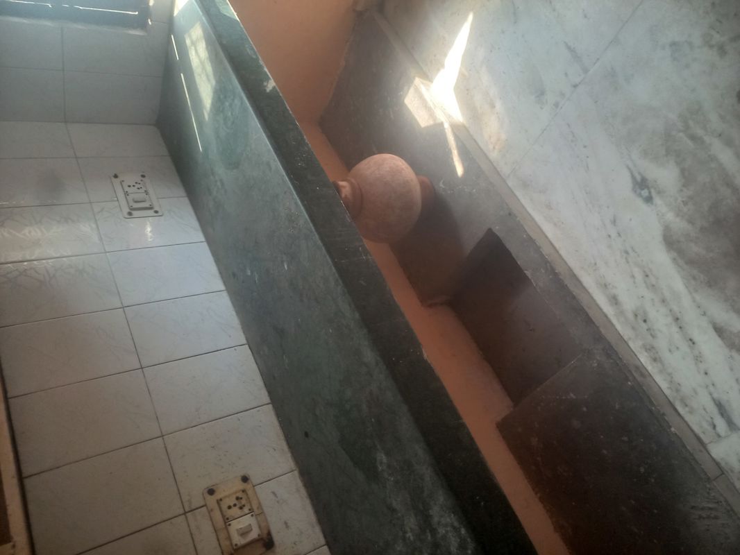 1 BHK + Pooja Room Independent House For Rent in Sector 11