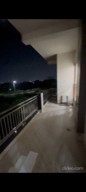 Balcony in 2 BHK Builder Floor at Sector 37c – for Rent