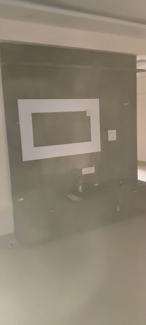 Room in 3 BHK Apartment at Ascent Savy Ville De Phase III, Raj Nagar Extension – for Rent