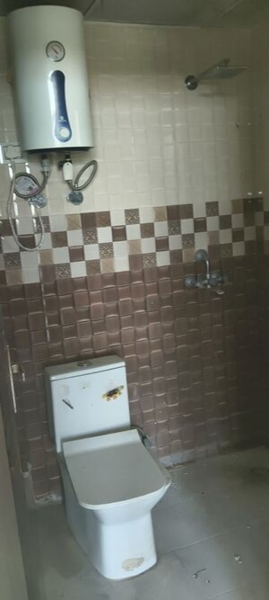 Bathroom in 3 BHK Apartment at Ascent Savy Ville De Phase III, Raj Nagar Extension – for Rent