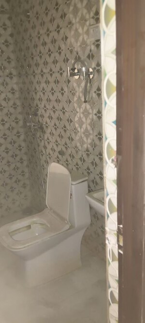 Bathroom in 3 BHK Apartment at Ascent Savy Ville De Phase III, Raj Nagar Extension – for Rent