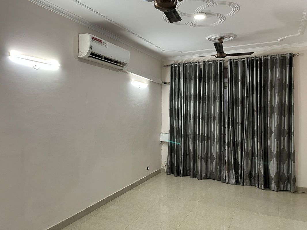 2 BHK + Pooja Room 1800 Sq.Ft. Apartment in Ansal Height 86
