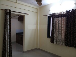 Room in 1 BHK Apartment at Mountain Breeze, Powai – for Rent